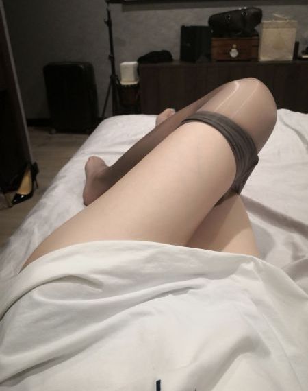 久久亚洲精品成人v观看_高清超清免费观看