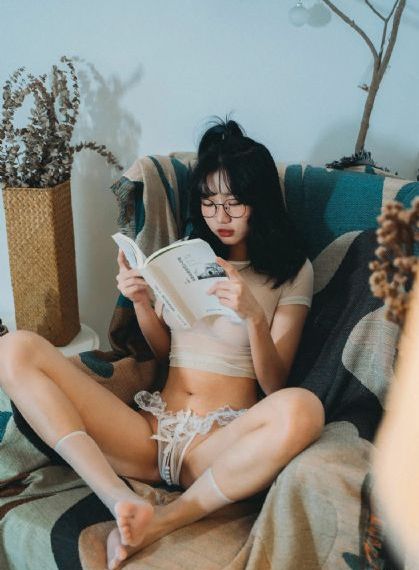 美艳护士啪到深处视频_4K高清完整版播放