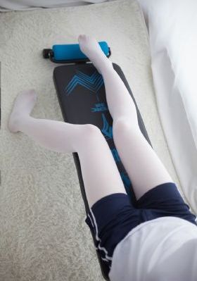 欧美制服另类_1080影视在线观看